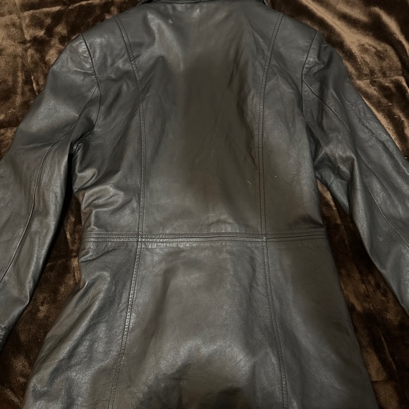 Leather jacket - Picture 4 of 4